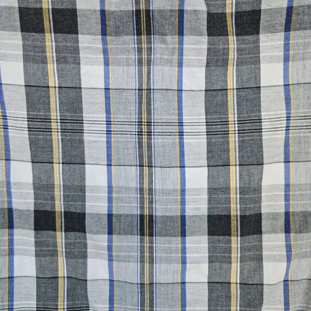 J Crew Men's Gray Plaid Button Down‎ Shirt Size XS 100% Cotton Preppy STAINING